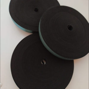Rollo de elástico negro  2 cm