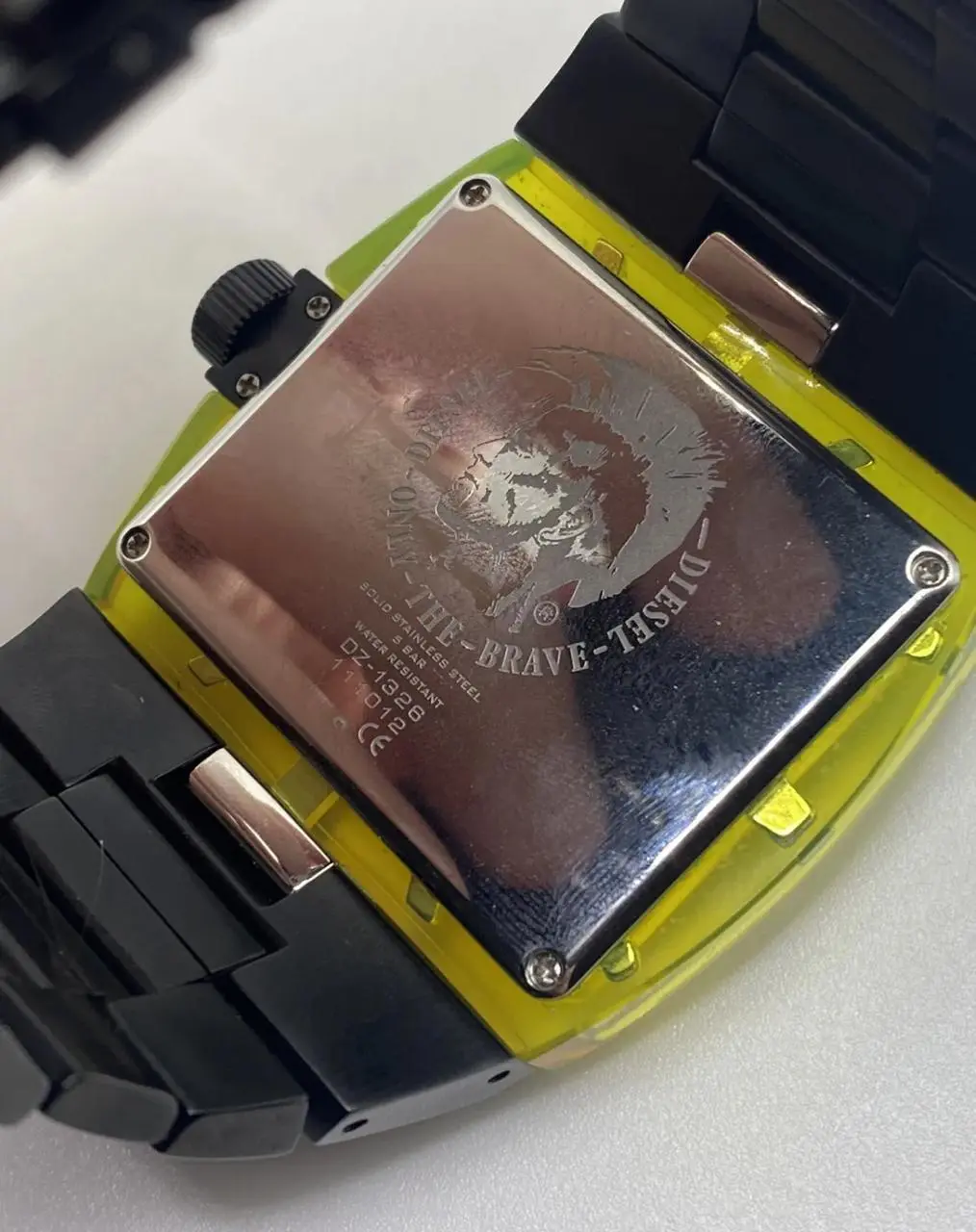 Diesel DZ-1326 verde lima mate negro 50 mm cuarzo - Imagen 2